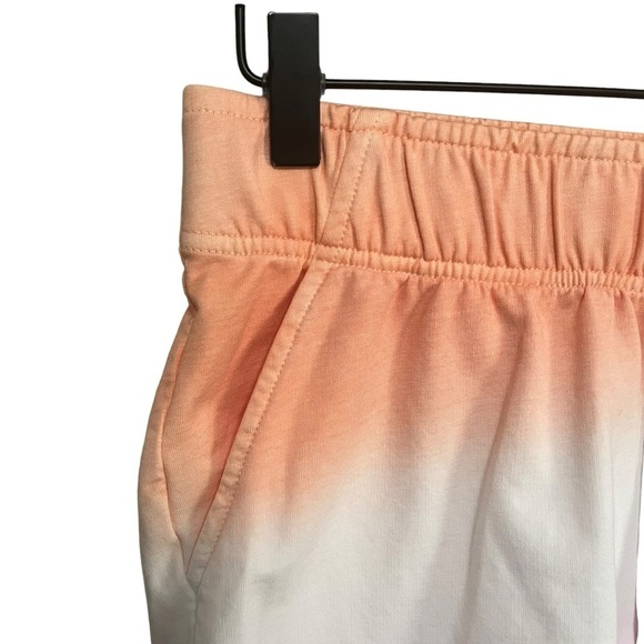 Lilly Pulitzer Kylar Knit Short - Picture 6 of 11